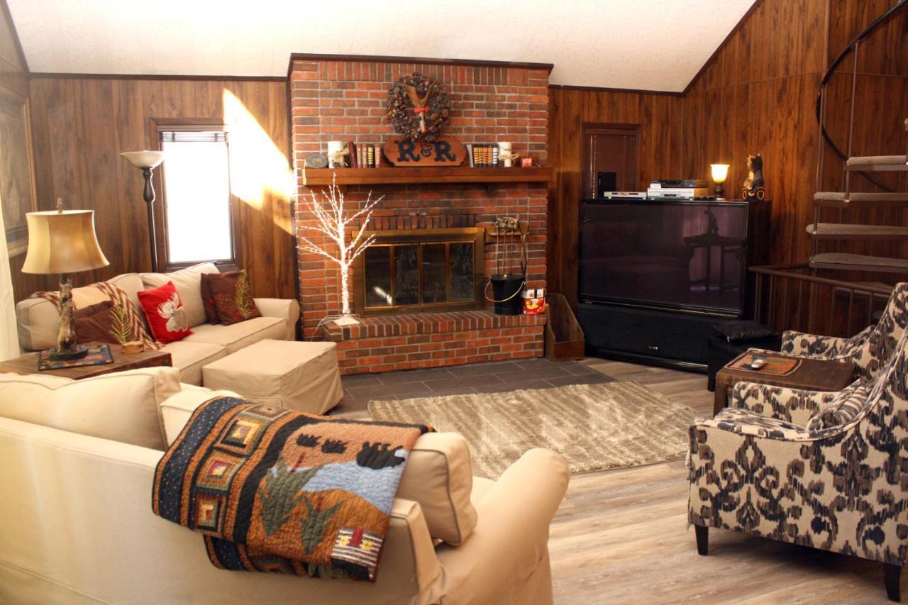 Black Bear Crossing - Pet Friendly - Retro Game Room Breckenridge Luaran gambar